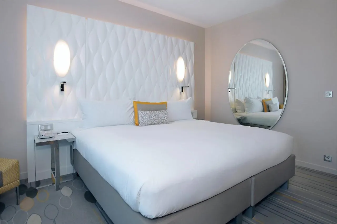 Renaissance Aix-En-Provence Hotel 5*,